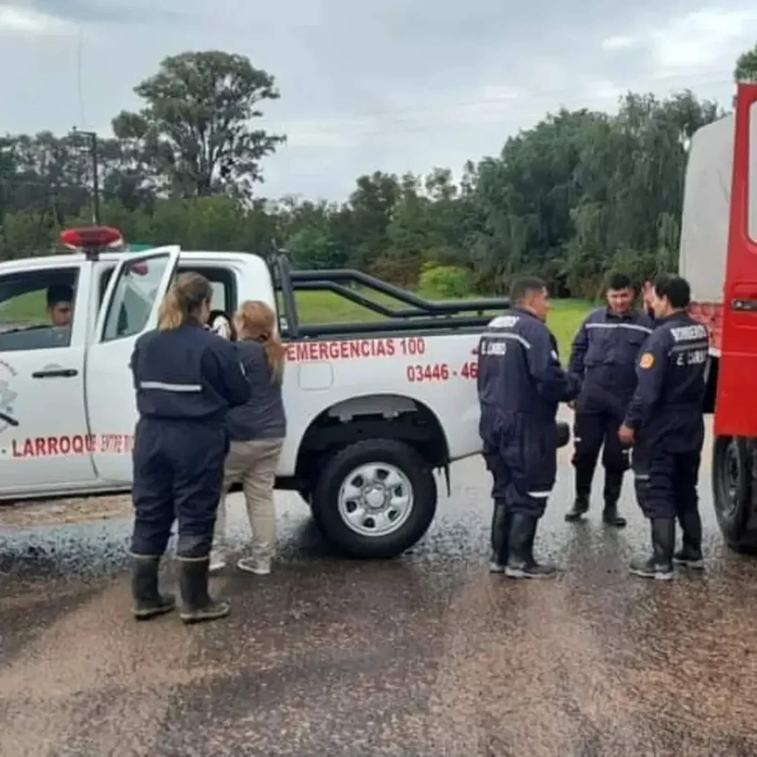 Bomberos Voluntarios de Entre Ríos tuvieron un destacado accionar al ayudar a una madre y a su hija en zona rural.