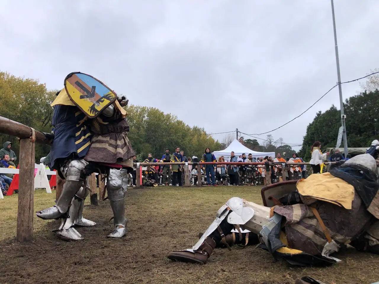 Vibrantes combates medievales se realizaron durante el fin de semana en la Isla del Lago.