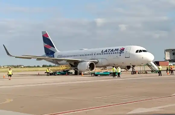 Regresaron los vuelos directos entre Rosario y Lima con la vuelta de Latam a la ciudad