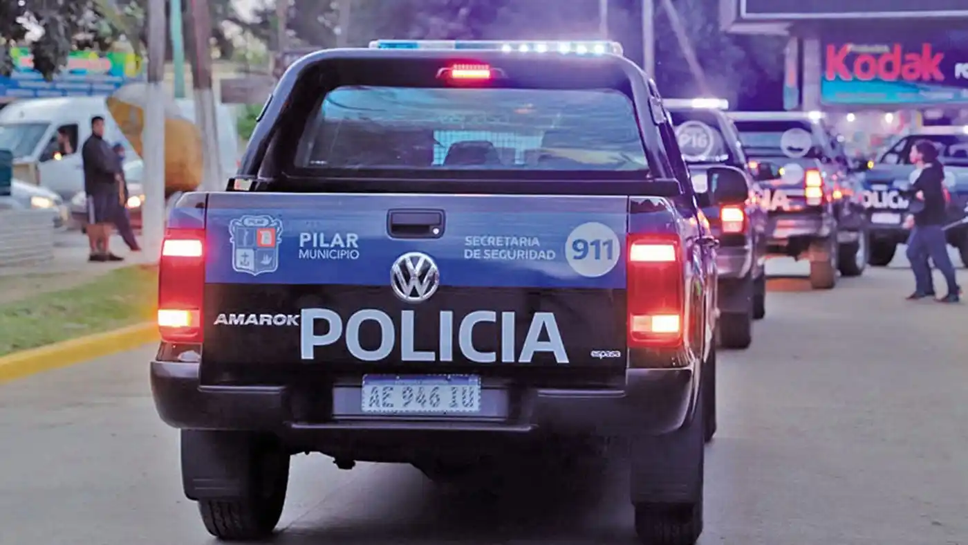 Intentó asaltar a un chofer de Uber, mordió a un policía y fue detenido