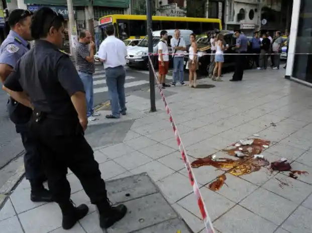 Tres crímenes en un día, en la ciudad donde asesinaron a Julio Bereciartu
