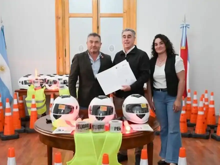 Refuerzan municipios entrerrianos con equipamientos de Seguridad Vial