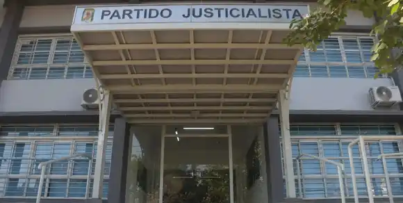 Con gremios estatales, el PJ abre ronda de conversaciones por la reforma constitucional en Santa Fe