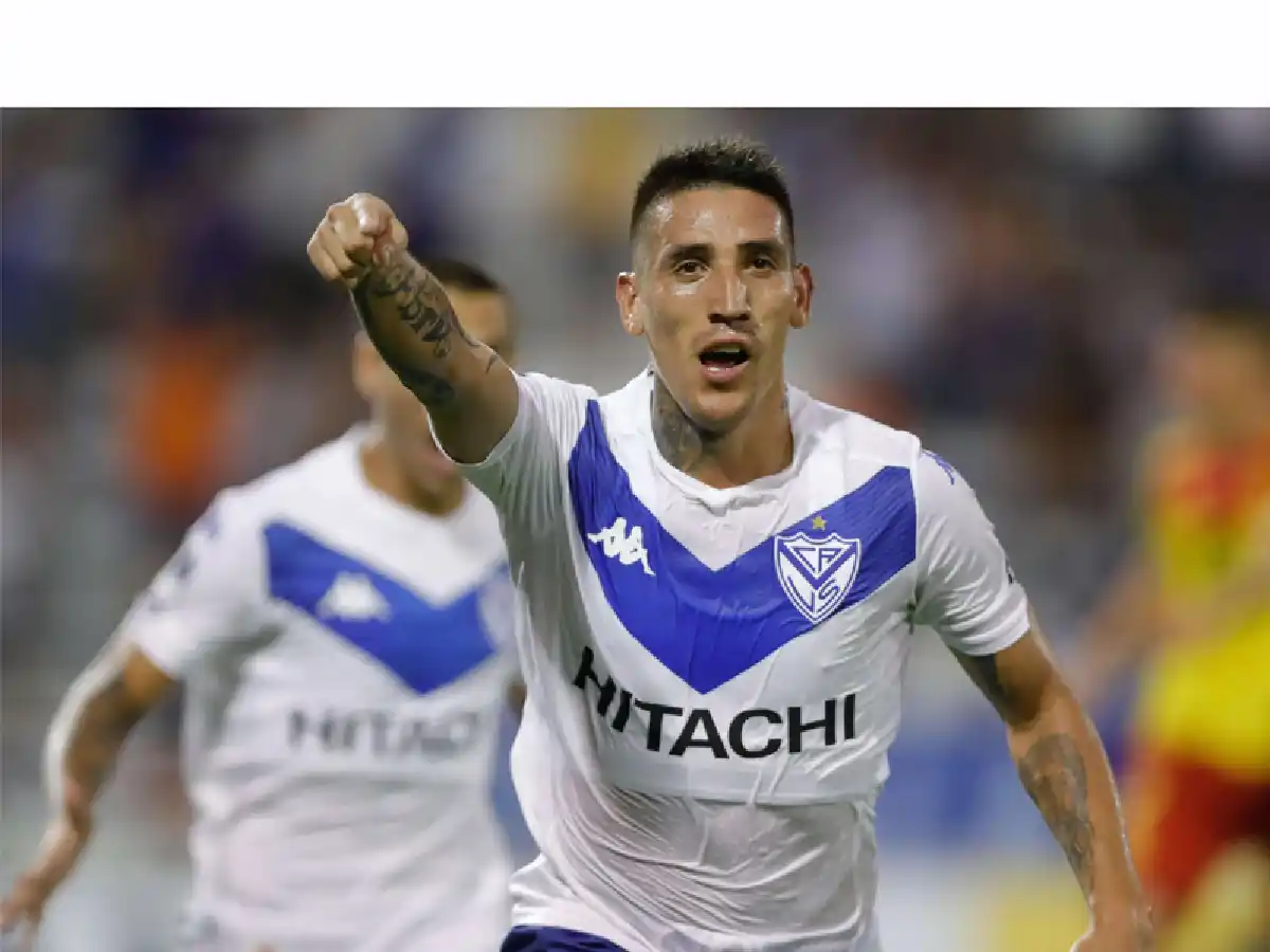 En Vélez quieren que siga Centurión