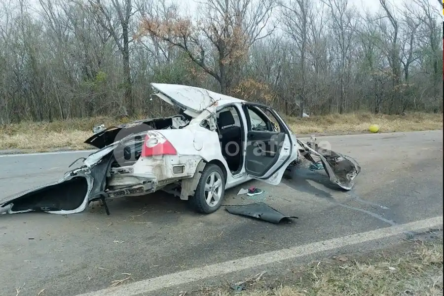 Tragedia: falleció una mujer que volcó en Ruta 9 y salió despedida del vehículo