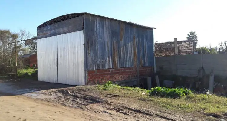 Medidas para frenar a quienes usurpan terrenos del estado