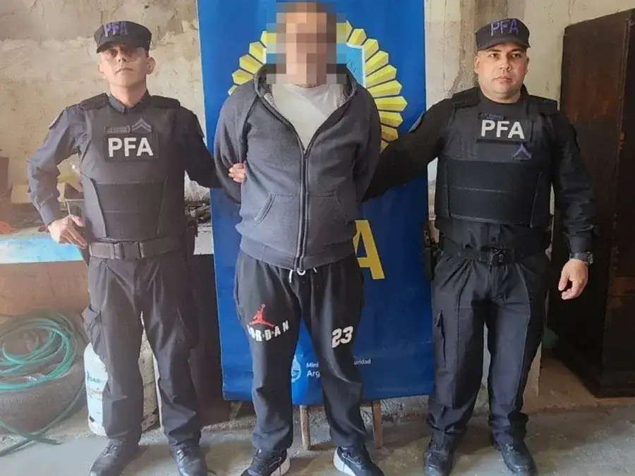 Allanaron una vivienda en barrio Don Pablo y hubo personas detenidas