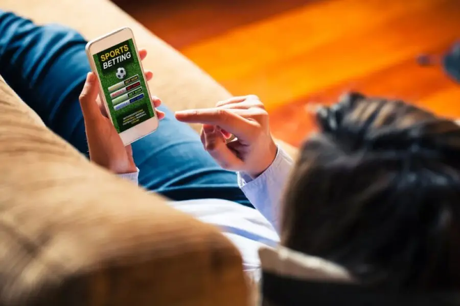 Apuestas online: en medio del escándalo de Spreen, avanza un proyecto contra la ludopatía
