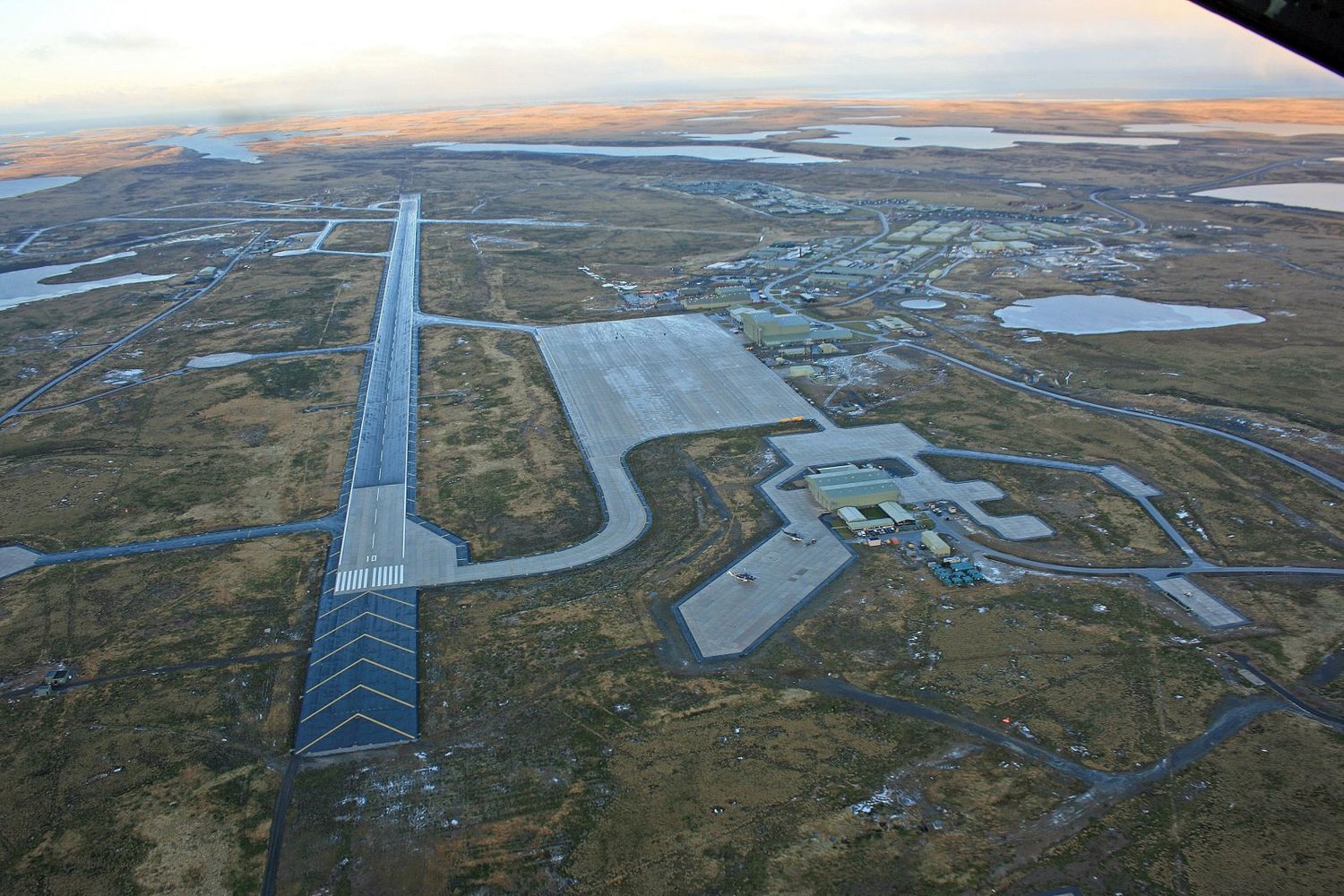 Malvinas: finalizan antes de lo previsto obra de USD 25 millones en el aeropuerto de Mount Pleasant