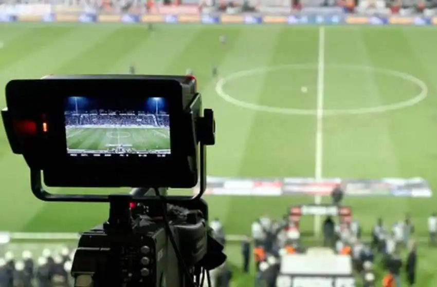 Por «irregularidades», dirigentes de AFA rompen contrato de televisión con Fox Sports