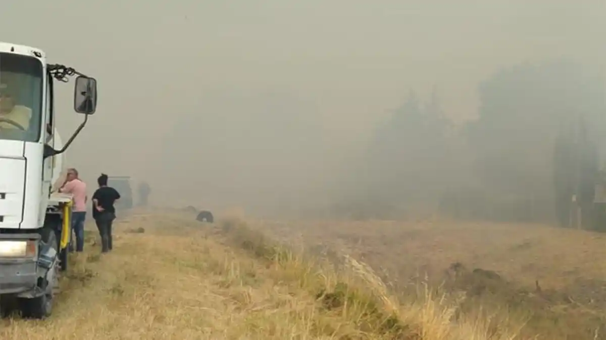 Piden evitar transitar por el sector afectado por un incendio en Ruta 3