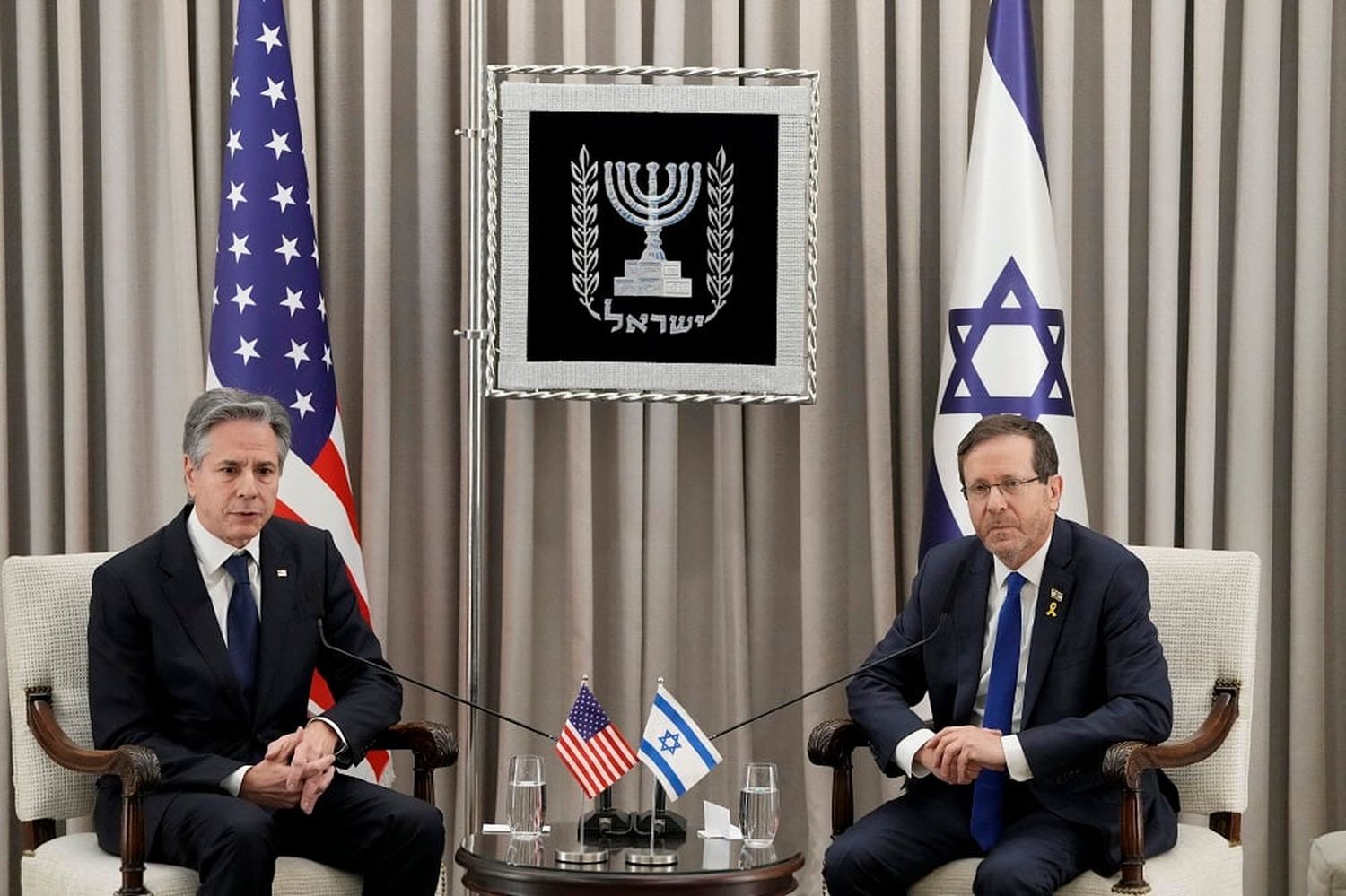 Antony Blinken, y el presidente de Israel, Isaac Herzog, durante su reunión en la Residencia Presidencial en Jerusalén.