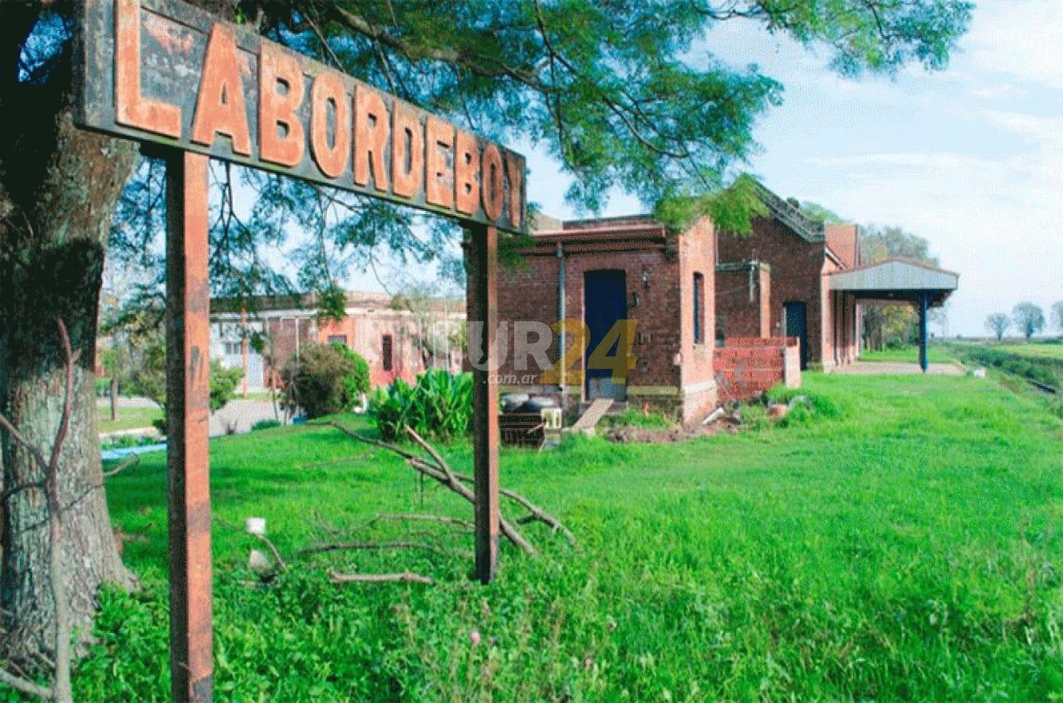 Labordeboy cerró la Comuna y suspendió actividades por el incremento de casos Covid