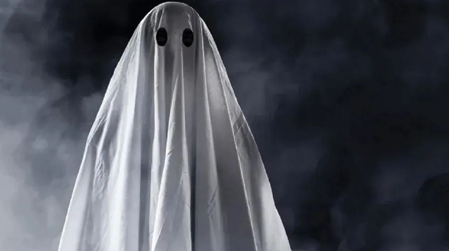 Un fantasma habría atacado a un hombre mientras ponía la mesa