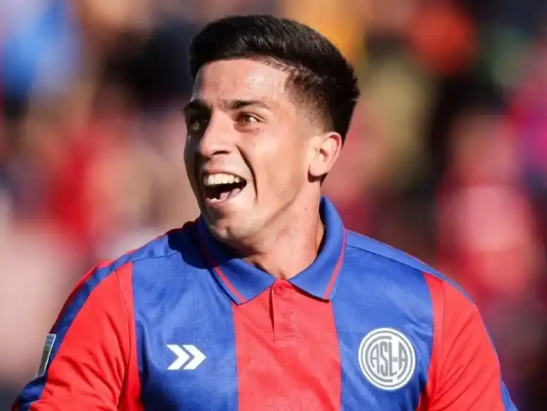 Alexis Cuello, autor de un golazo para el Ciclón.