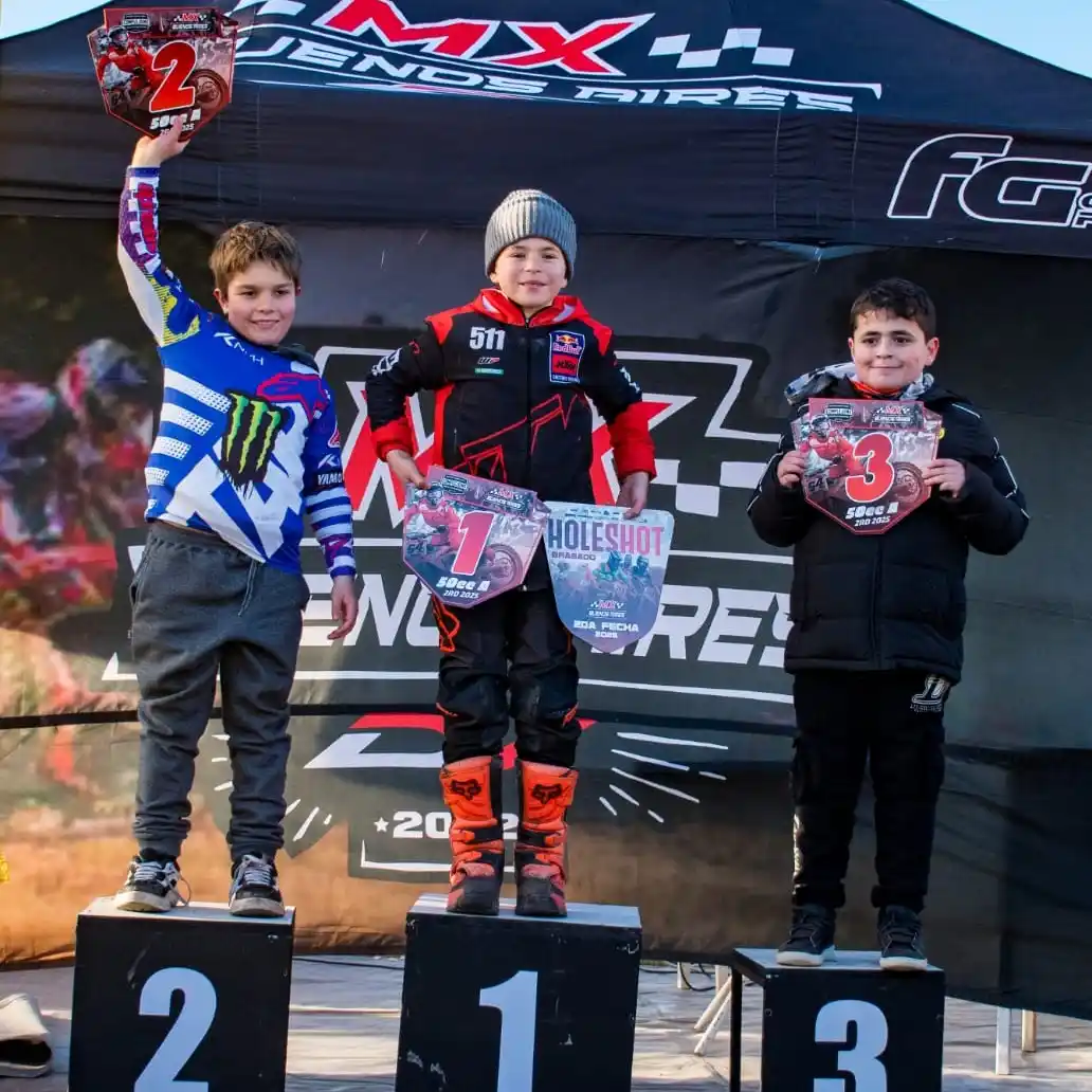 El joven piloto gualeyo Fermín Gómez se consagró en Bragado