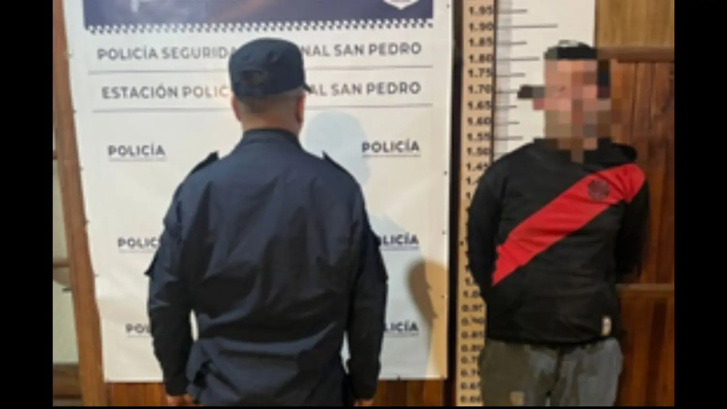 El joven de 24 años fue detenido luego agredir y amenazar a su expareja.