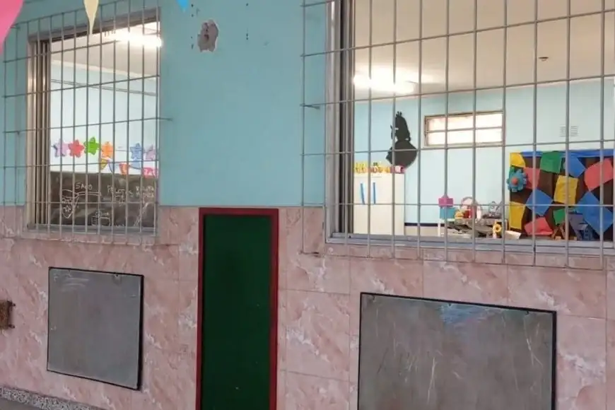 destrozaron un jardín de infantes - 1
