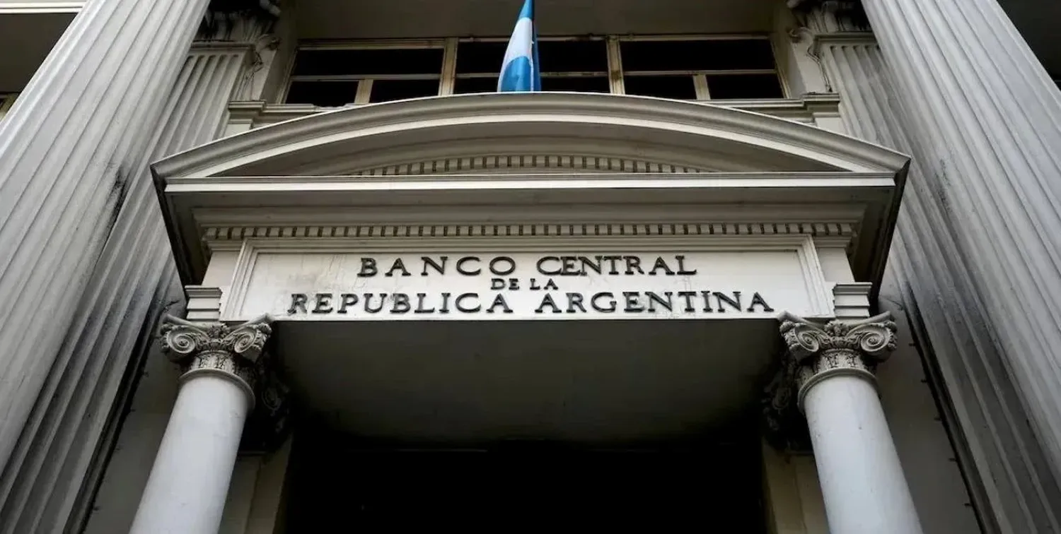 La acumulación de divisas por parte del BCRA es una señal positiva, pero el bajo monto de las compras recientes muestra que las reservas siguen siendo limitadas.