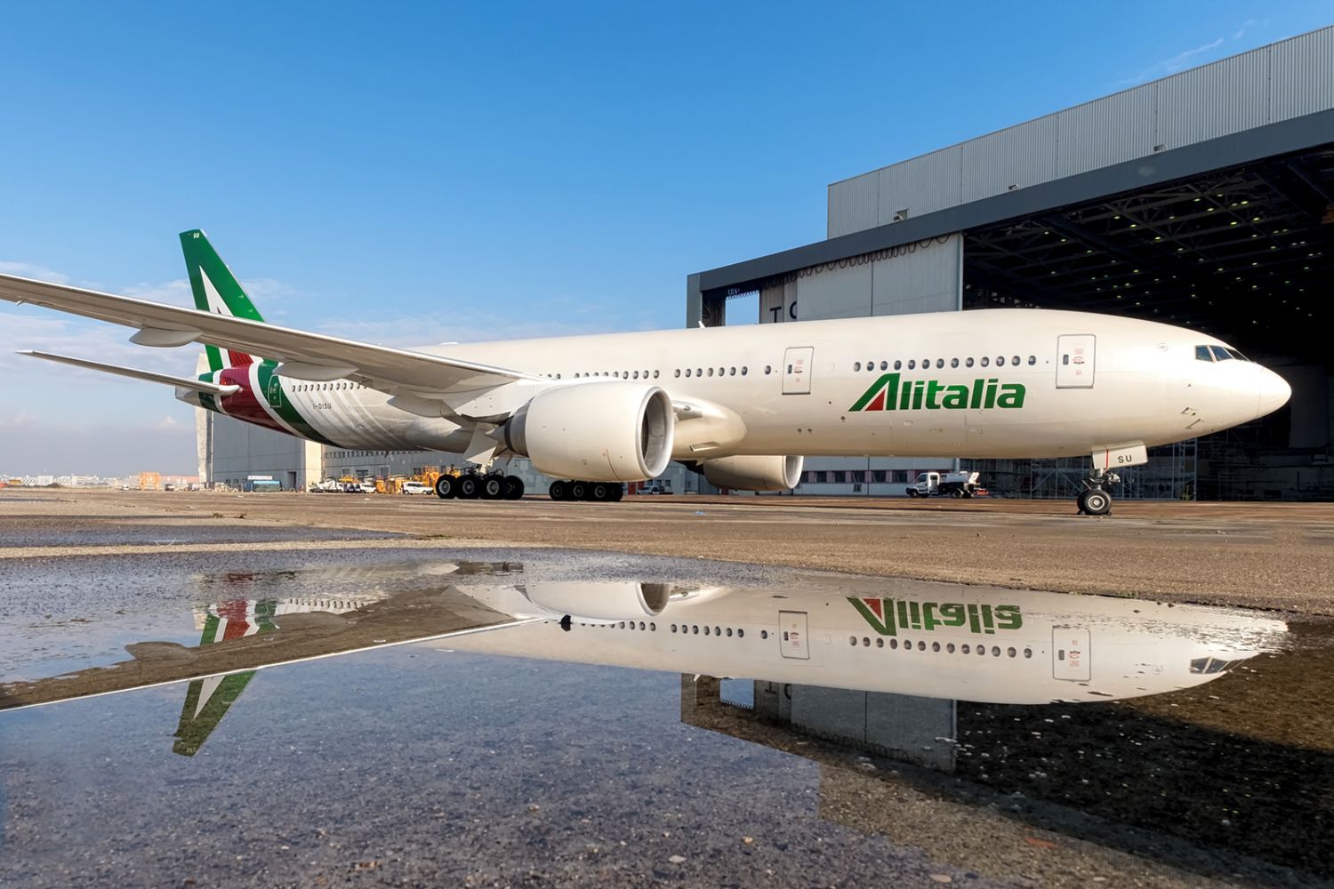 Weeks before planned take-off, ITA could delay its start, extending Alitalia’s life until March