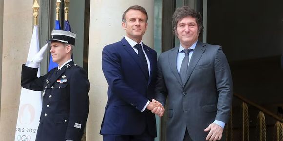 Javier Milei recibe al presidente de Francia en la Casa Rosada