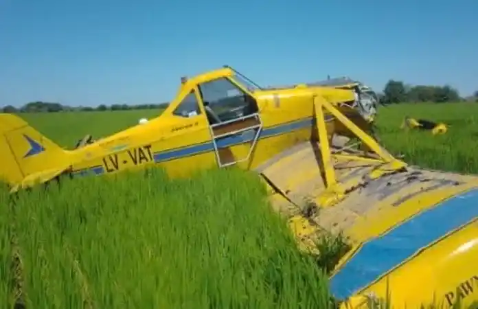 Se cayó un avión en Entre Ríos: El piloto salió ileso de milagro