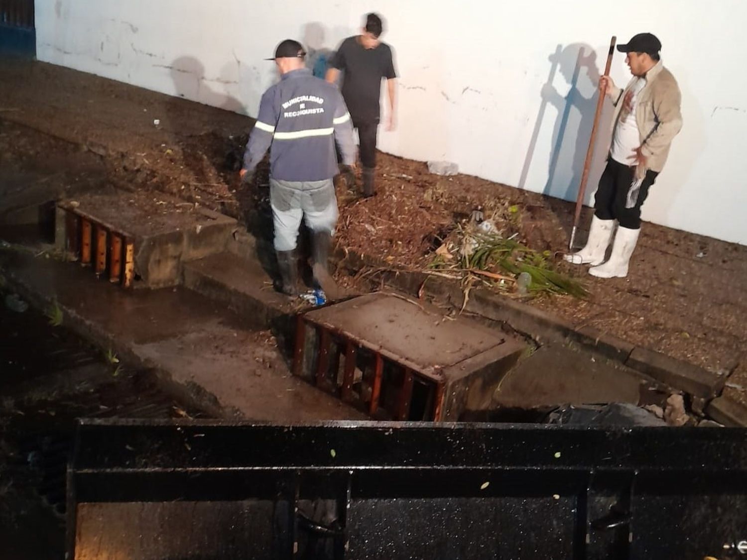 Dos familias del barrio La Cortada debieron ser asistidas tras el temporal del domingo