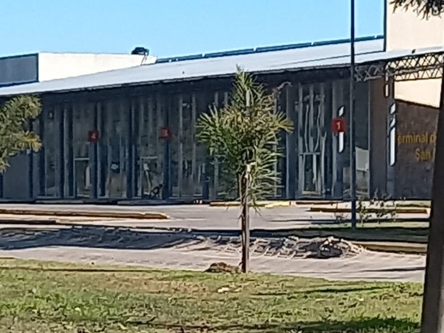 Terminal de Ómnibus: hermosos los adoquines