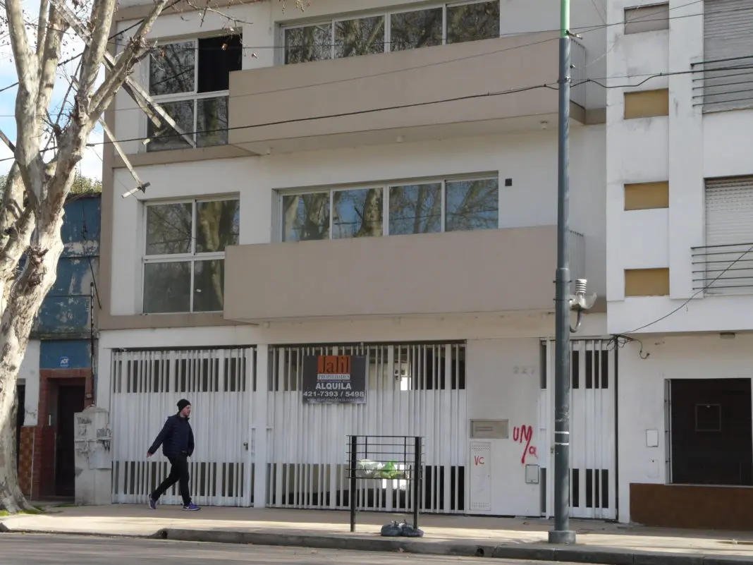 Llega al final el decreto que congela alquileres y créditos UVA: qué puede pasar