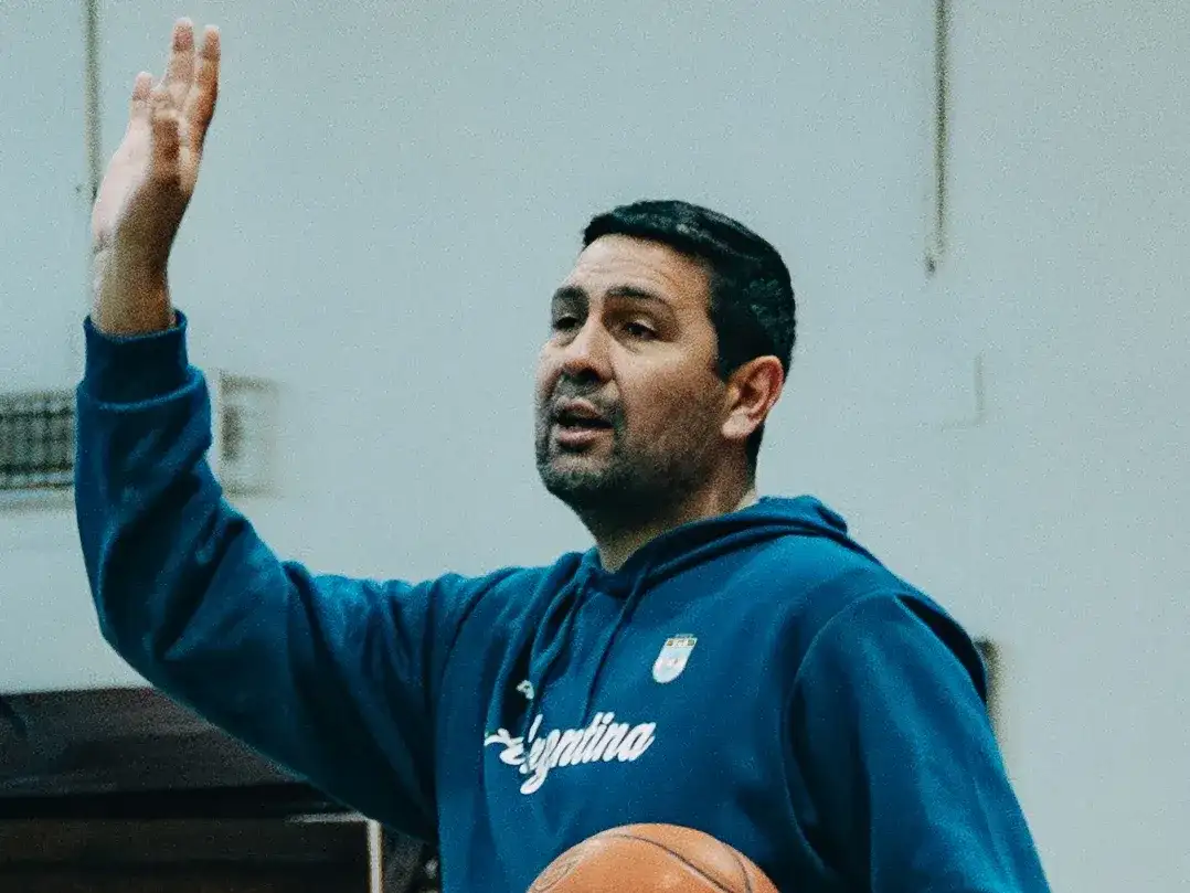 Leo Gutiérrez, entrenador que comandó la iniciativa
