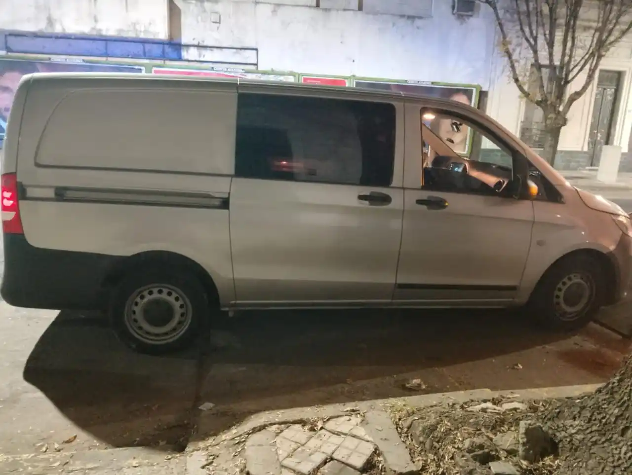 Detuvieron a un conductor que dio positivo en narcolemia y se negó a hacer el test de alcoholemia en avenida Pellegrini