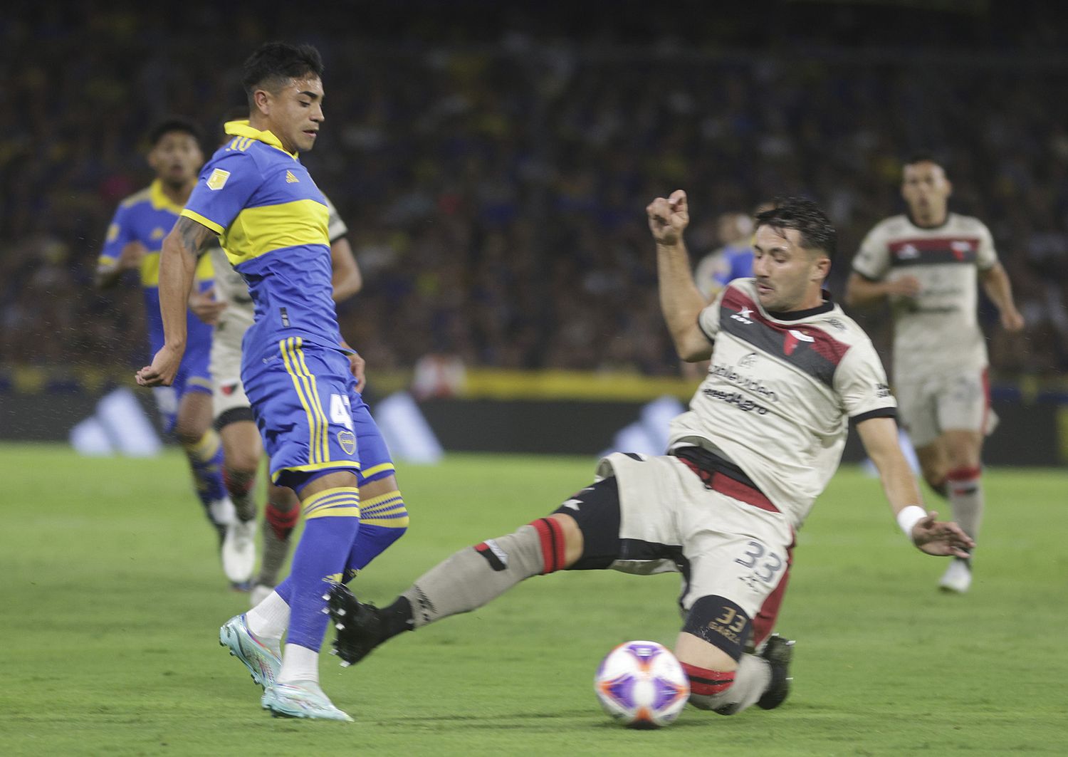 Boca tocó fondo con otra producción para el olvido