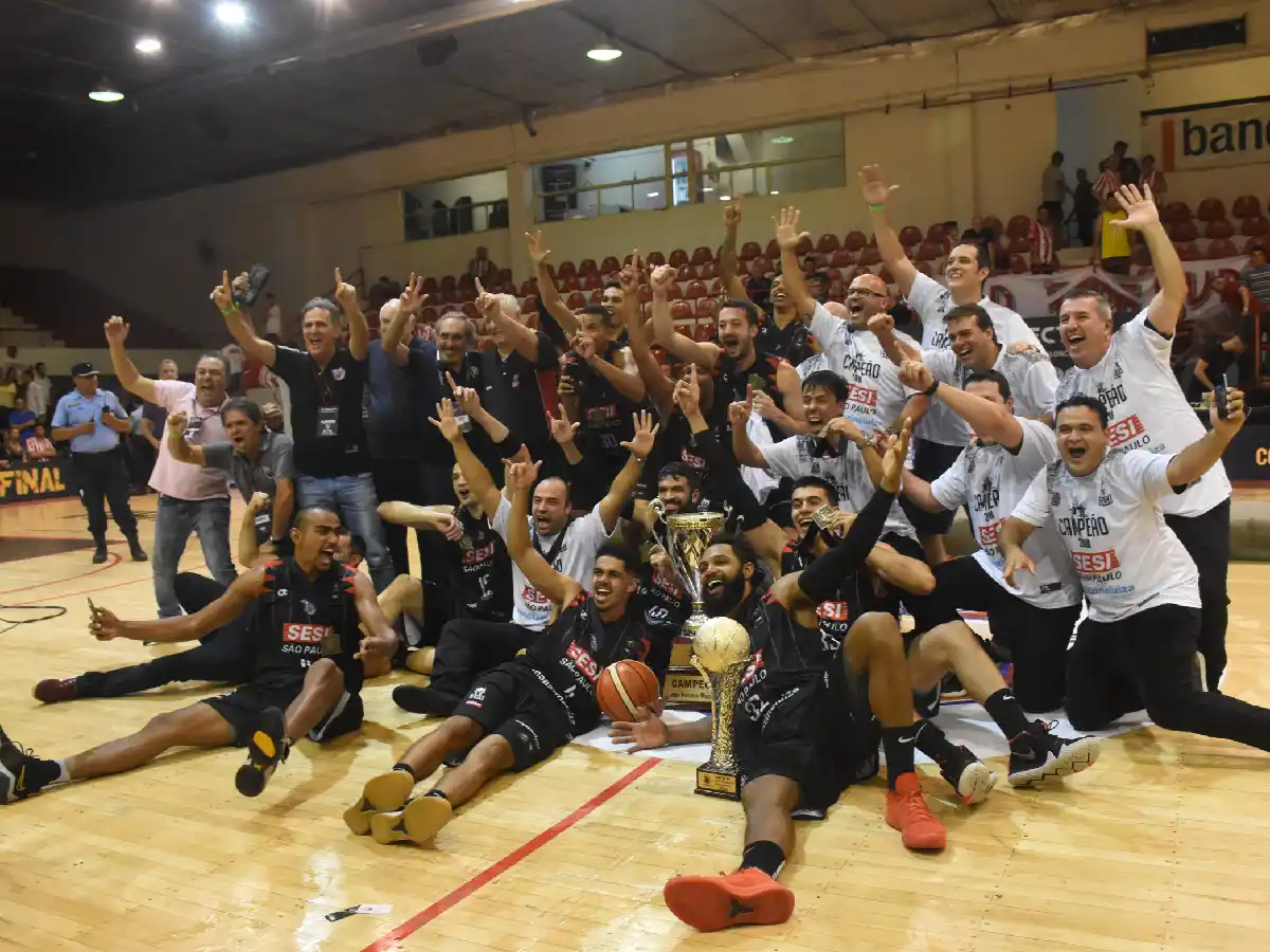 Instituto no pudo con Franca en la final