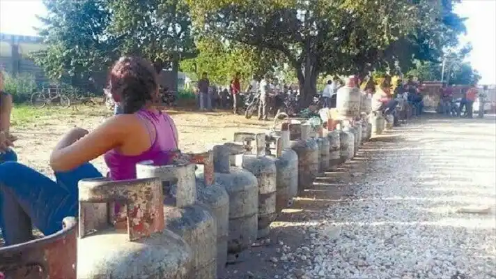 LA PERVERSIÓN DEL CONTROL SOCIAL detrás de la escasez del gas doméstico