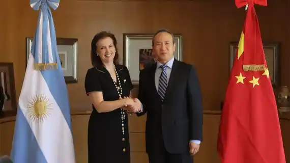 Diana Mondino se reunió con el embajador chino y reafirmaron los "lazos de amistad" entre países