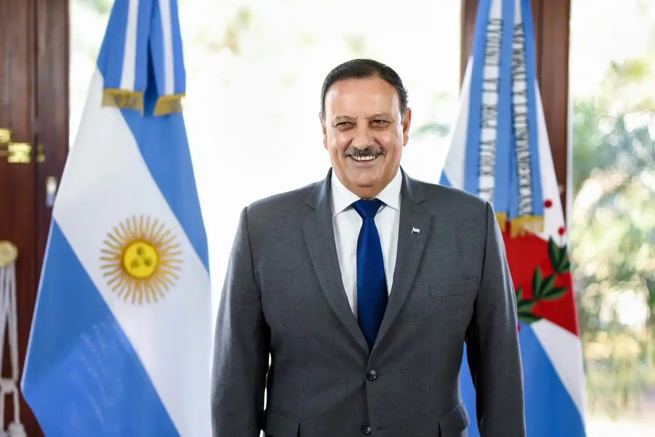 El Gobernador de La Rioja ubicó a 30 familiares en puestos estatales