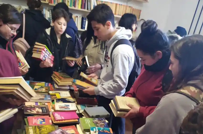 Siembra de Libros: "Es una oportunidad para regalar libros en las fiestas"