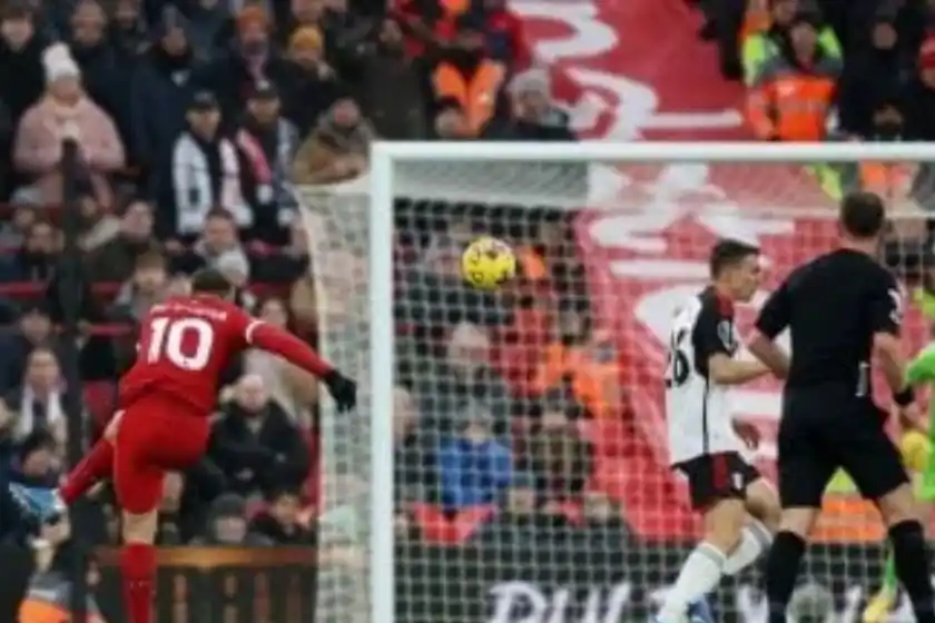 Un argentino fue premiado por hacer el mejor gol del mes en Inglaterra