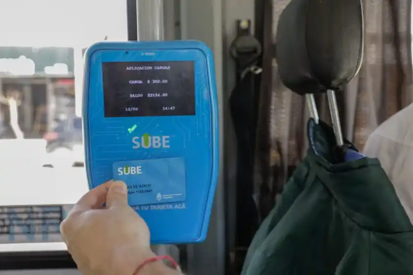 Comenzó a implementarse el nuevo sistema carga a bordo de Sube en Rosario