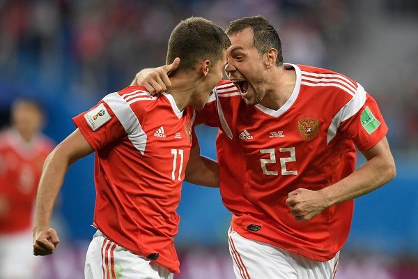 Rusia goleó a Egipto y está casi adentro de los octavos de final