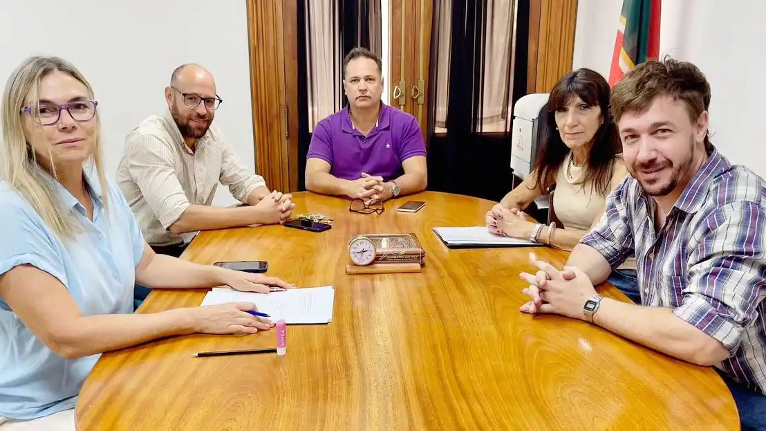 Definen líneas de políticas públicas destinadas a adultos mayores