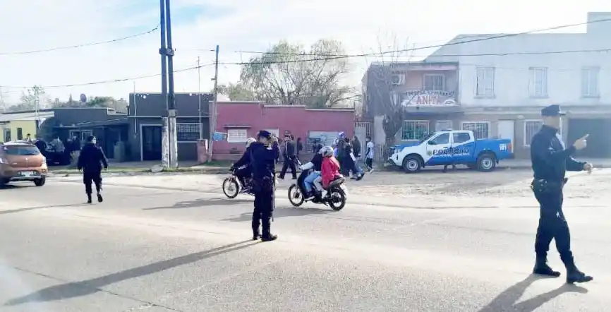 Violenta pelea entre dos grupos de jóvenes alteró los festejos por el triunfo de Argentina
