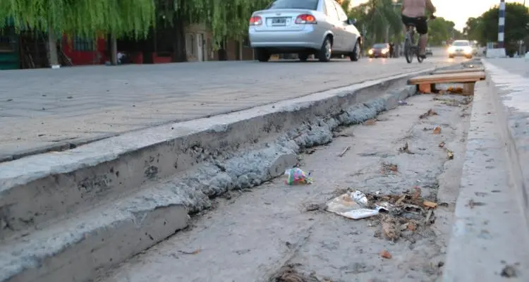 Peatonalización 11 de Septiembre: Los vecinos reclamaron que hay sectores deteriorados