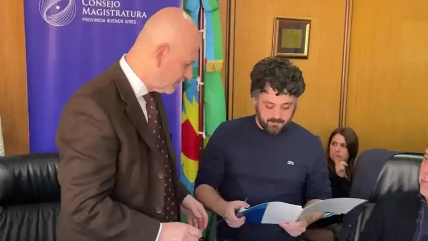 Tignanelli juró como vicepresidente