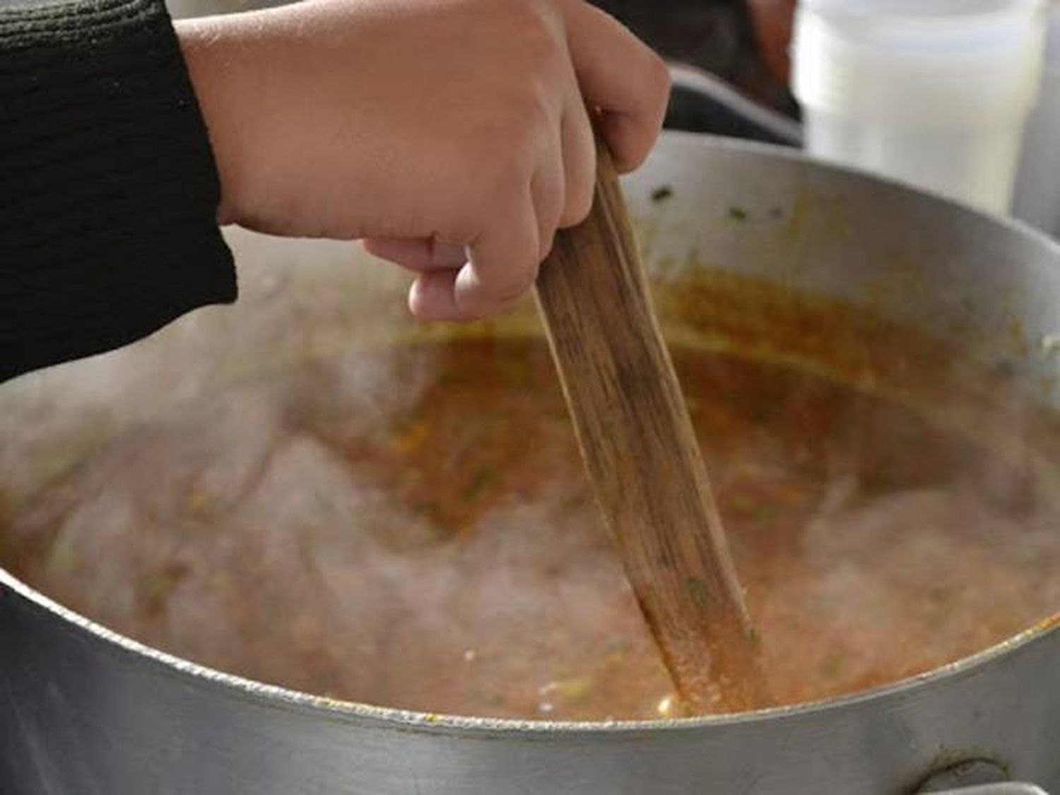 Robaron garrafa y no pueden cocinar a los niños  que asisten a comedor