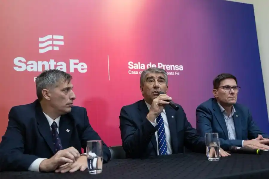 “Pese al paro, la mayoría de las escuelas de Santa Fe estuvieron abiertas”, sostuvo el gobierno