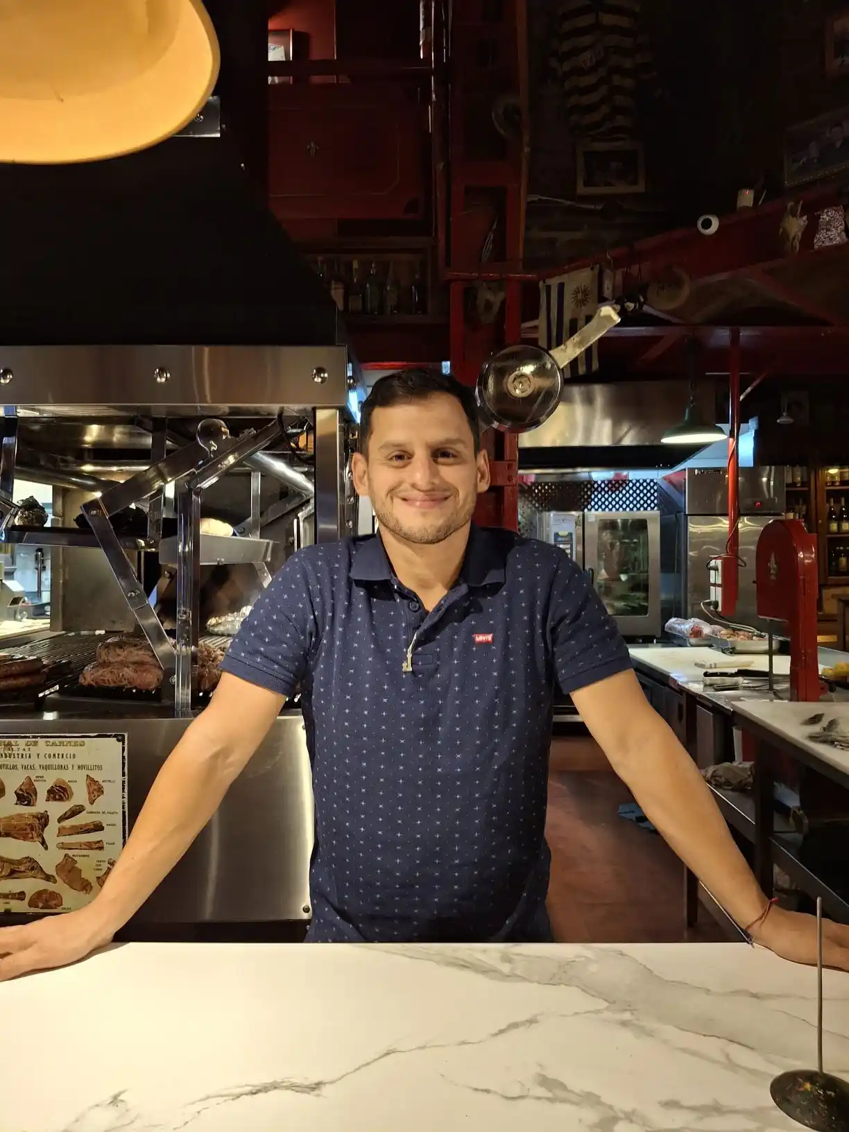 El Pobre Luis: magia familiar para sostener con éxito una parrilla durante 40 años