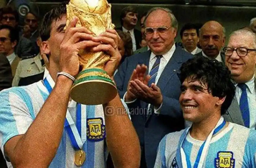 El emotivo mensaje de Maradona para Brown