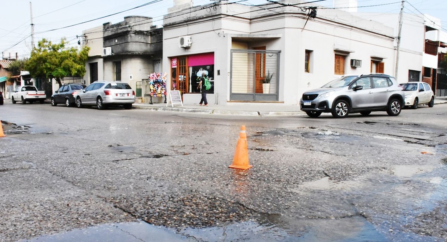 Un mal uso del sistema cloacal afecta a un sector de la ciudad