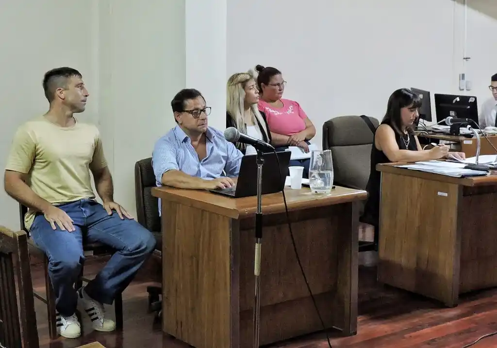 Comenzaron a juzgar a dos acusados de cometer defraudaciones con tarjetas de crédito